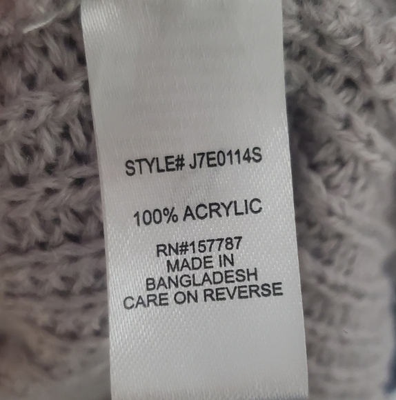 JOLIE&JOY size L - cropped distressed cardigan/sweater -button down - Picture 5 of 10